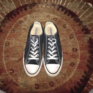 Black Converse